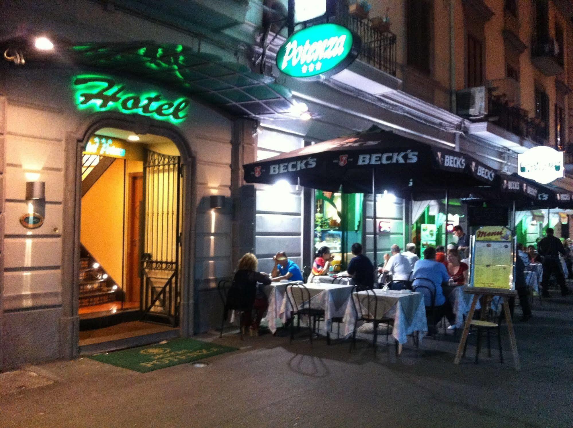 Hotel Potenza Neapel