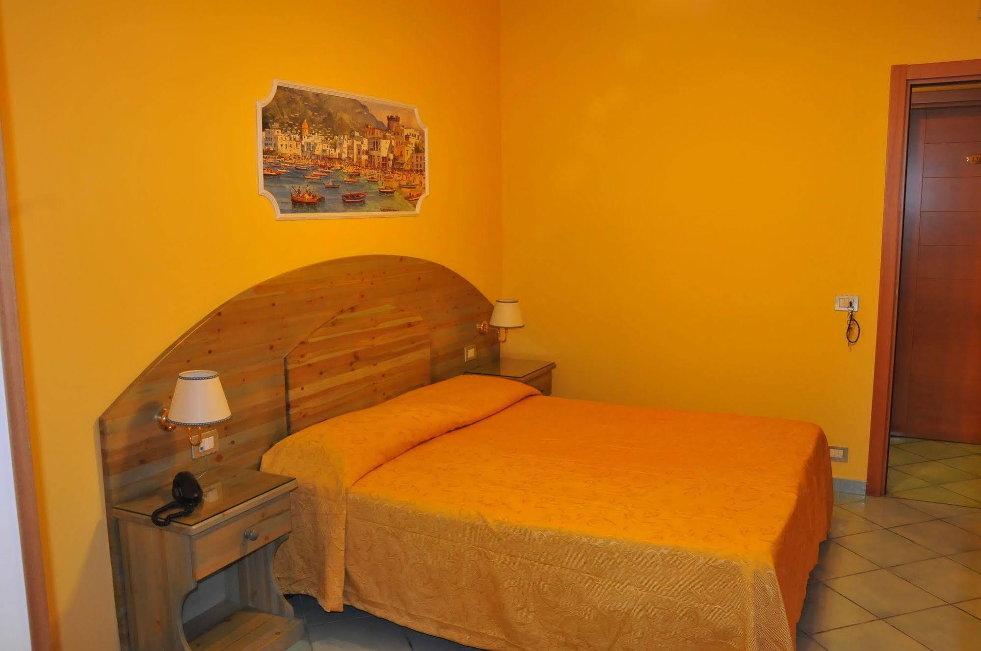 Potenza Hotel Neapel
